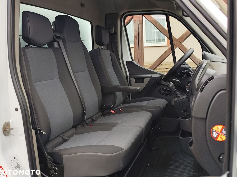 Renault Master 2.3dCi 145 - 12