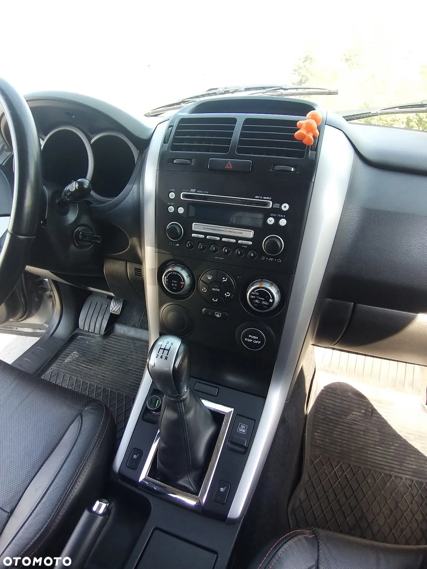 Suzuki Grand Vitara 1.6 - 12