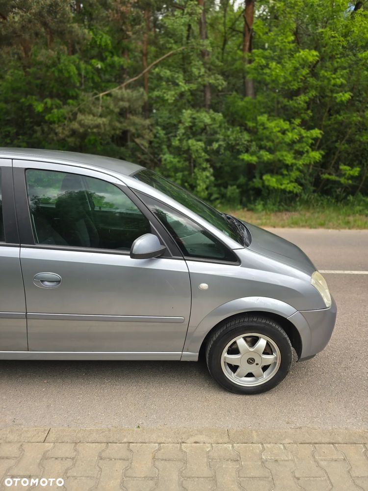 Opel Meriva 1.6 16V Cosmo - 13