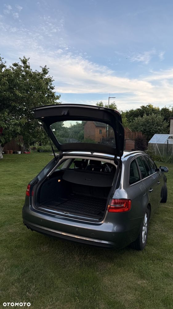 Audi A4 Avant - 25