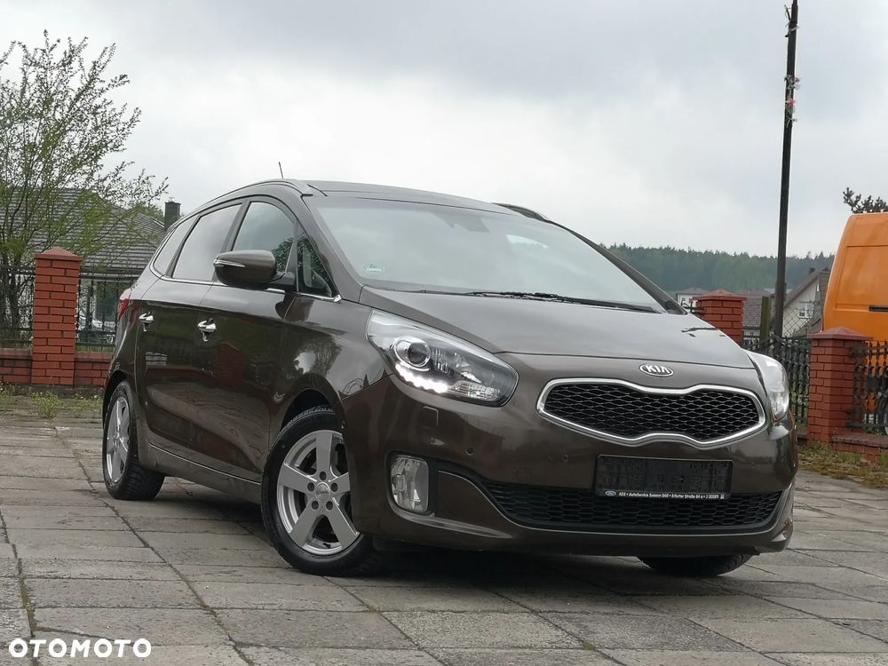Kia Carens 1.7 CRDi 136 Dream Team Edition - 2