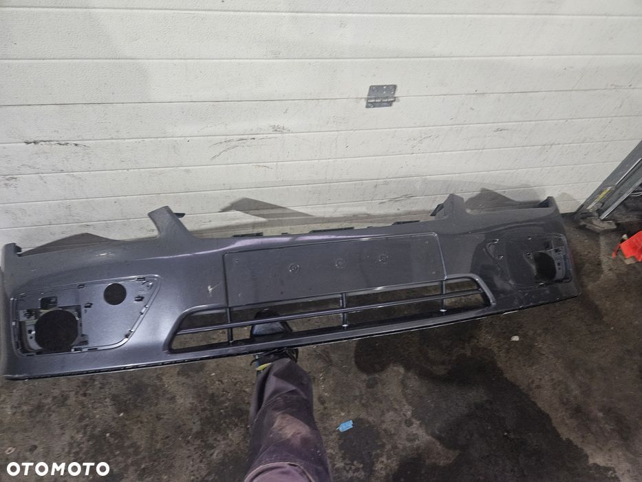 Focus Mk2 Zderzak Przód - 1