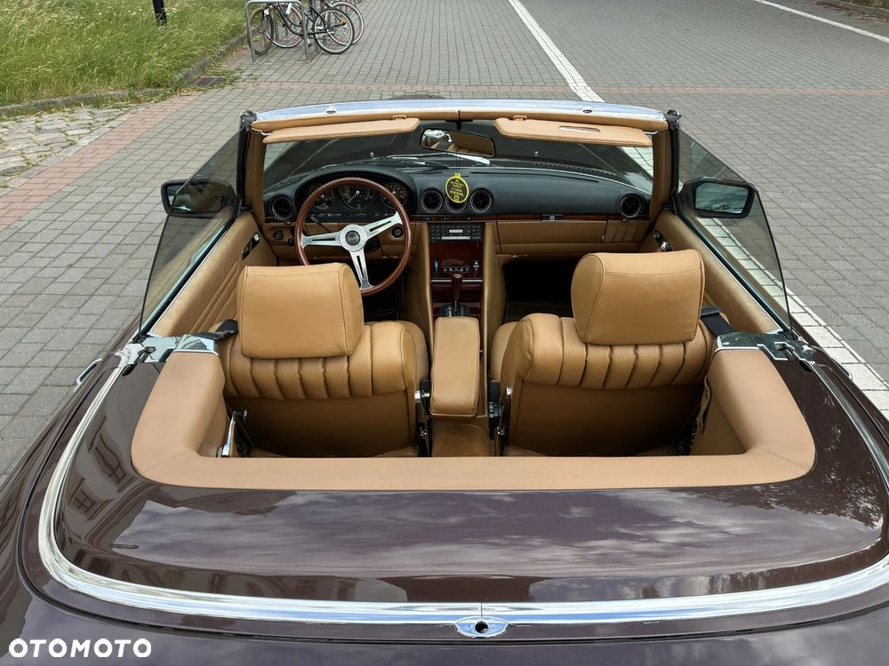 Mercedes-Benz SL - 16