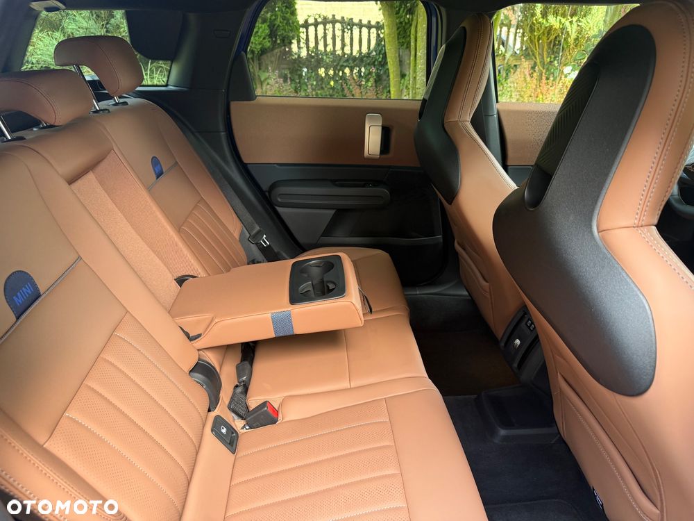 MINI Countryman S ALL4 mHEV Linia Favoured - 33
