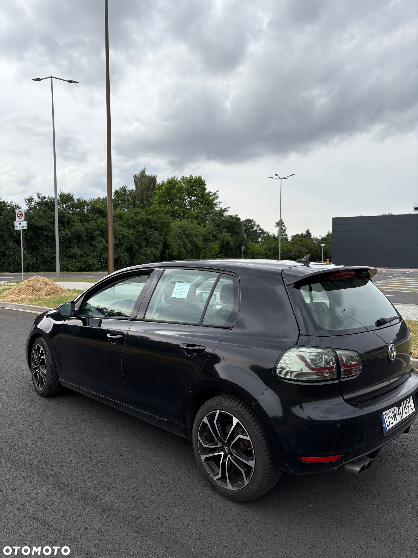 Volkswagen Golf - 12