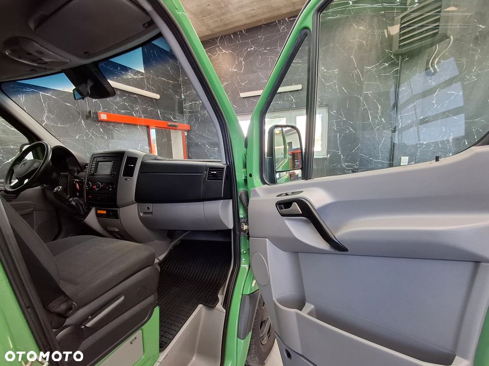 Mercedes-Benz Sprinter 316 2.2 163 KM Klimatyzacja Tempomat Grzany Fotel Alufelgi Wielofunkcyjna Kierownica Hak Elektryczne Szyby + Lusterka Asystenty Duże Radio Z Systemem Nawigacji - 24