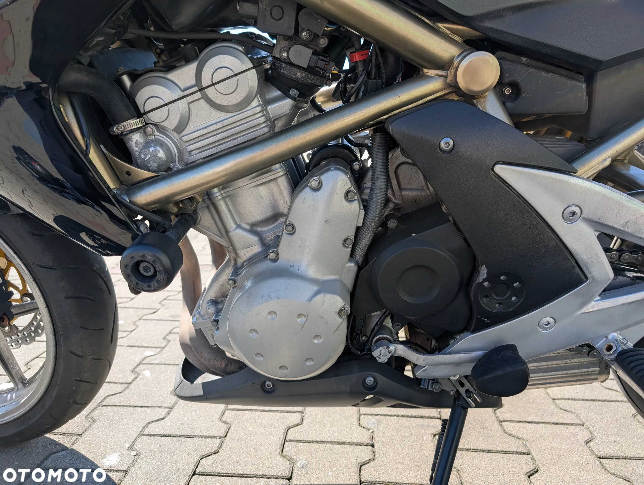 Kawasaki ER - 7