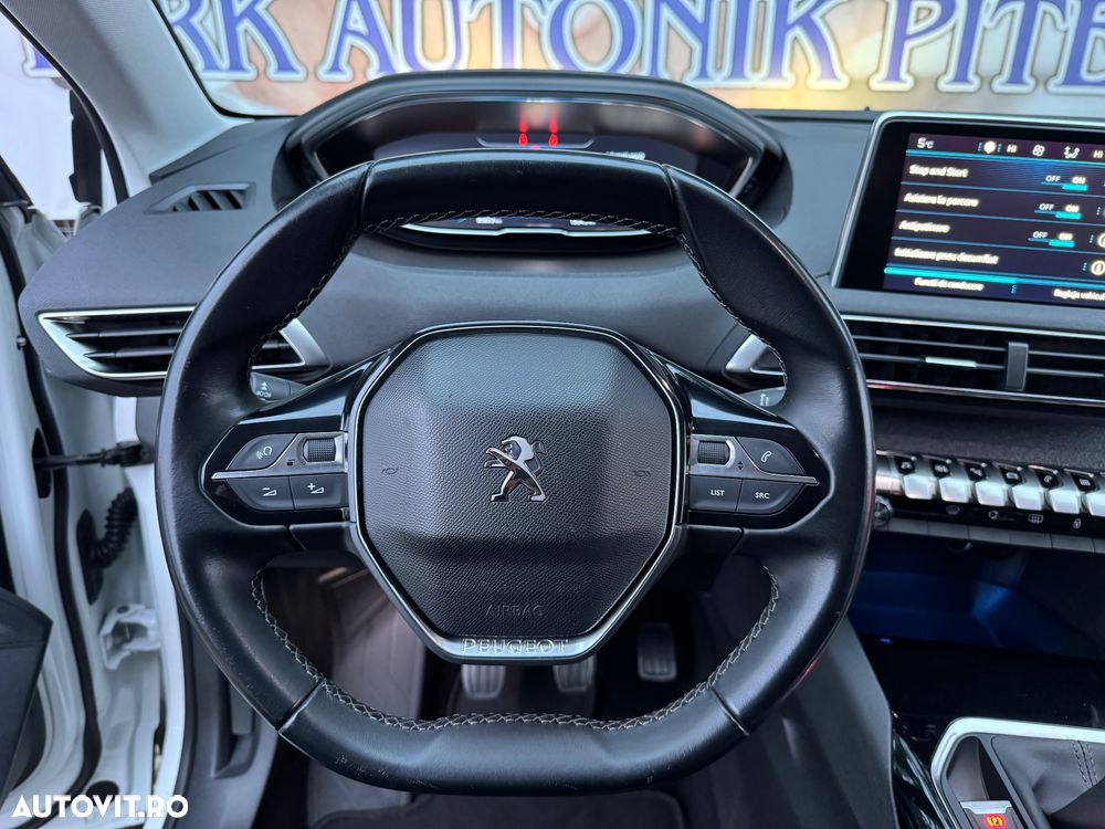 Peugeot 3008 1.2 PureTech Turbo S&S GT-Line - 32