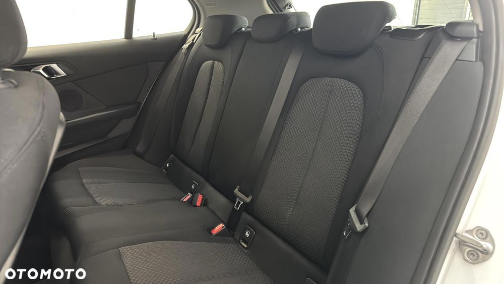 BMW Seria 1 118i Advantage - 16