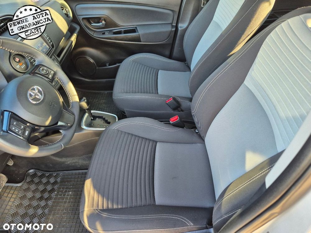 Toyota Yaris - 15