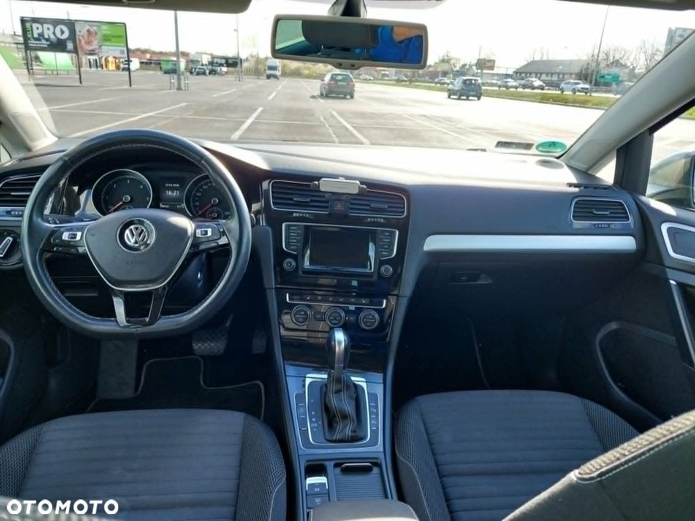 Volkswagen Golf 2.0 BlueTDI DSG Cup - 8