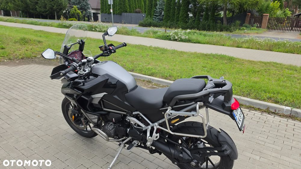 Triumph Tiger - 2