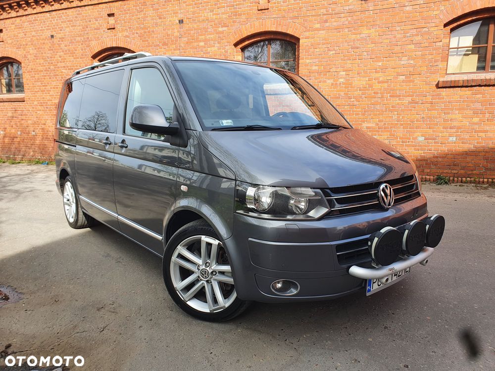 Volkswagen Multivan - 1