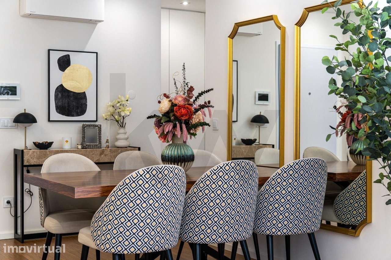 Apartamento T1+1 com varanda e lugar de garagem em Canidelo - Grande imagem: 4/26