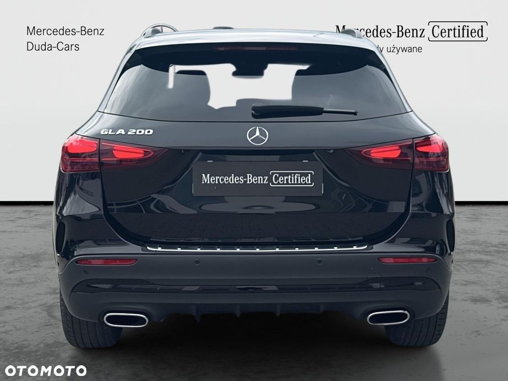 Mercedes-Benz GLA - 7
