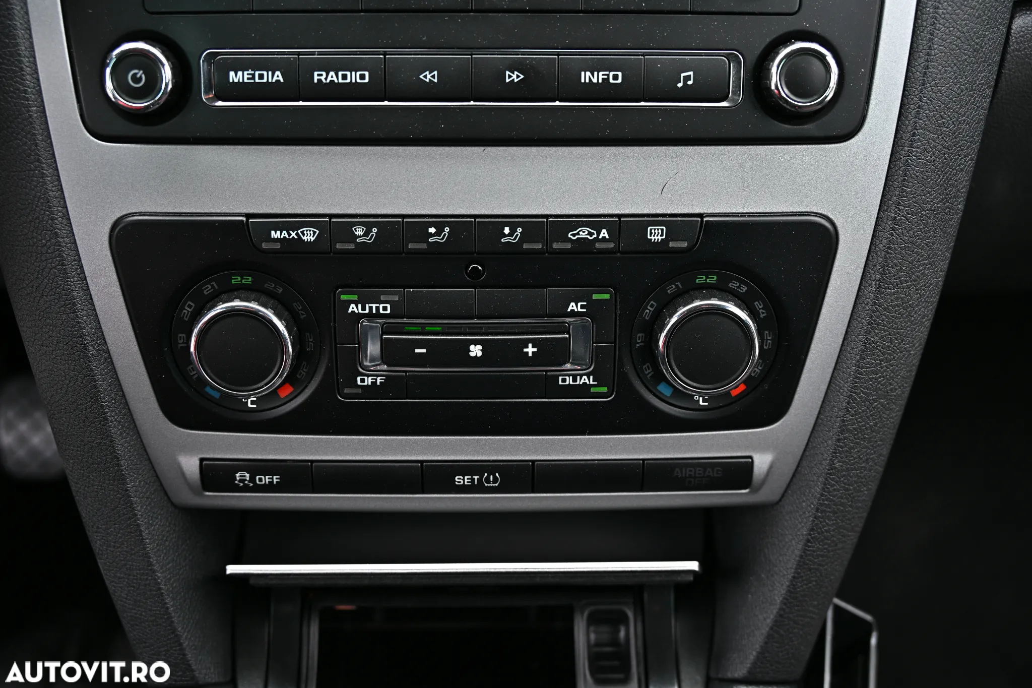 Skoda Octavia 1.4 Ambiente TSI - 22