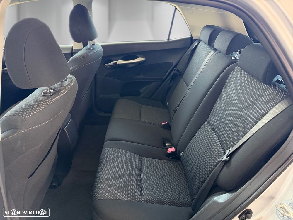 Toyota Auris 1.33 VVT-i Comfort+J16 - 9
