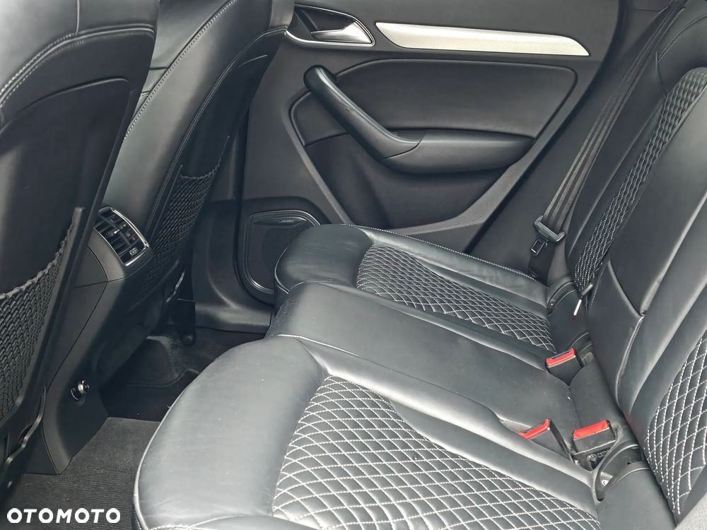 Audi RS Q3 2.5 TFSI quattro S tronic - 27