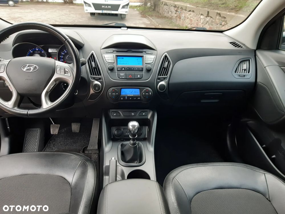 Hyundai ix35 1.7 CRDi Premium 2WD - 21