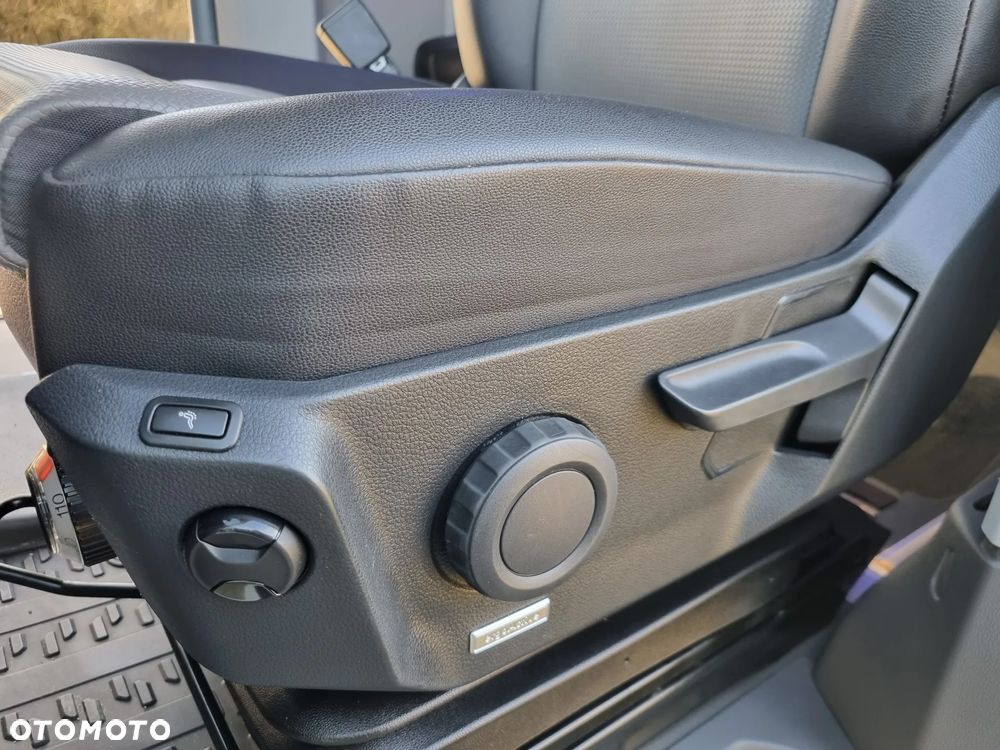 Volkswagen Crafter - 22