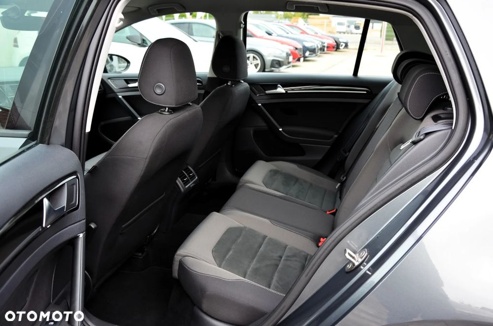 Volkswagen Golf 1.5 TSI ACT OPF DSG Highline - 16