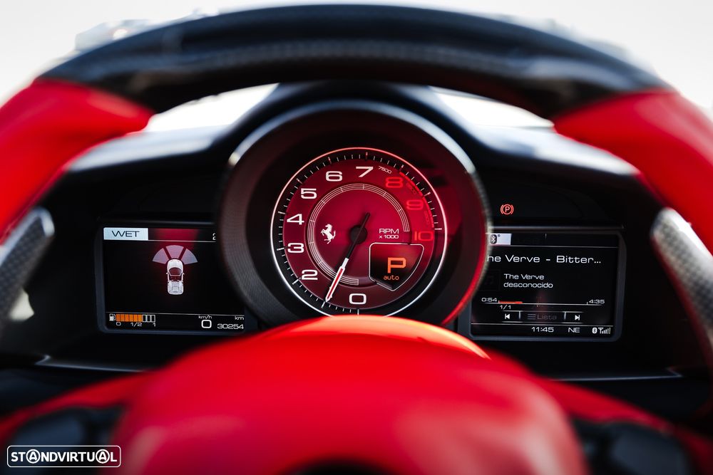 Ferrari 488 - 31