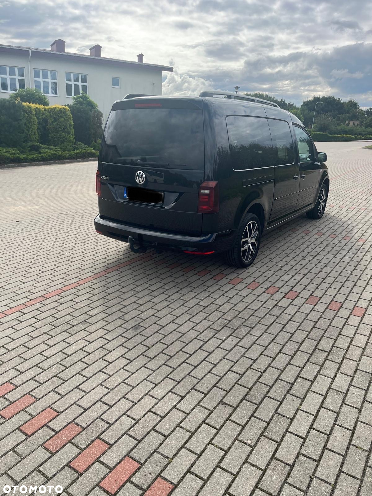 Volkswagen Caddy Maxi 2.0 TDI Comfortline - 3