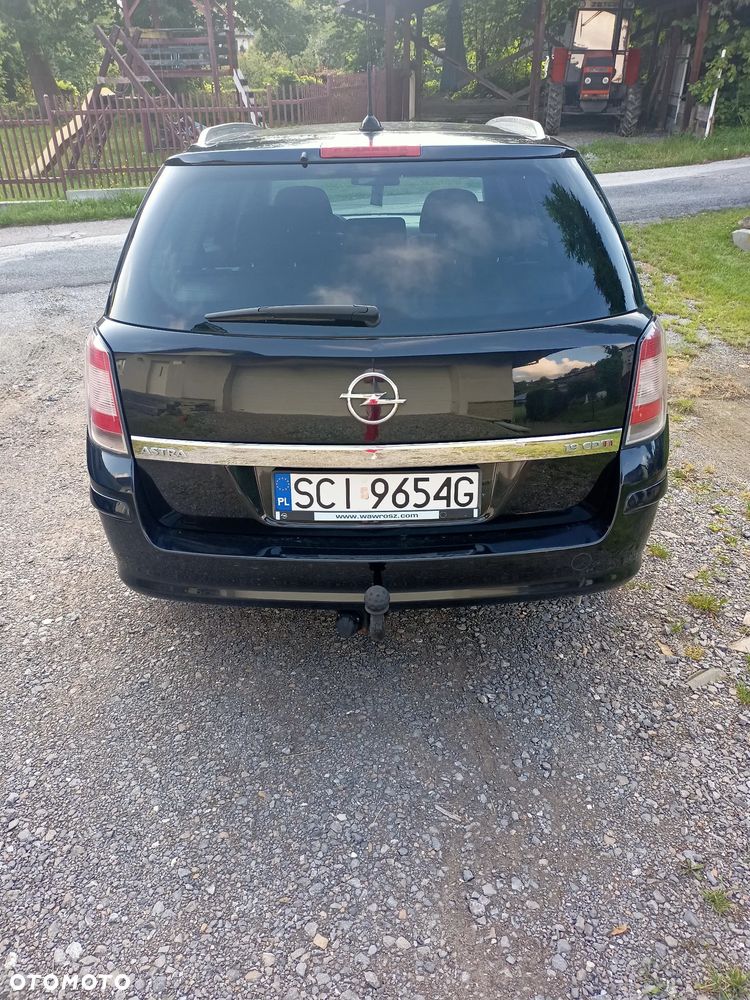 Opel Astra 1.9 CDTI DPF Innovation 110 Jahre - 4