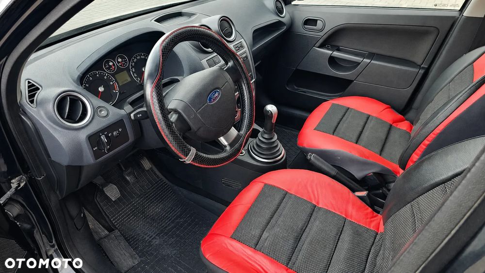 Ford Fiesta 1.3 - 5