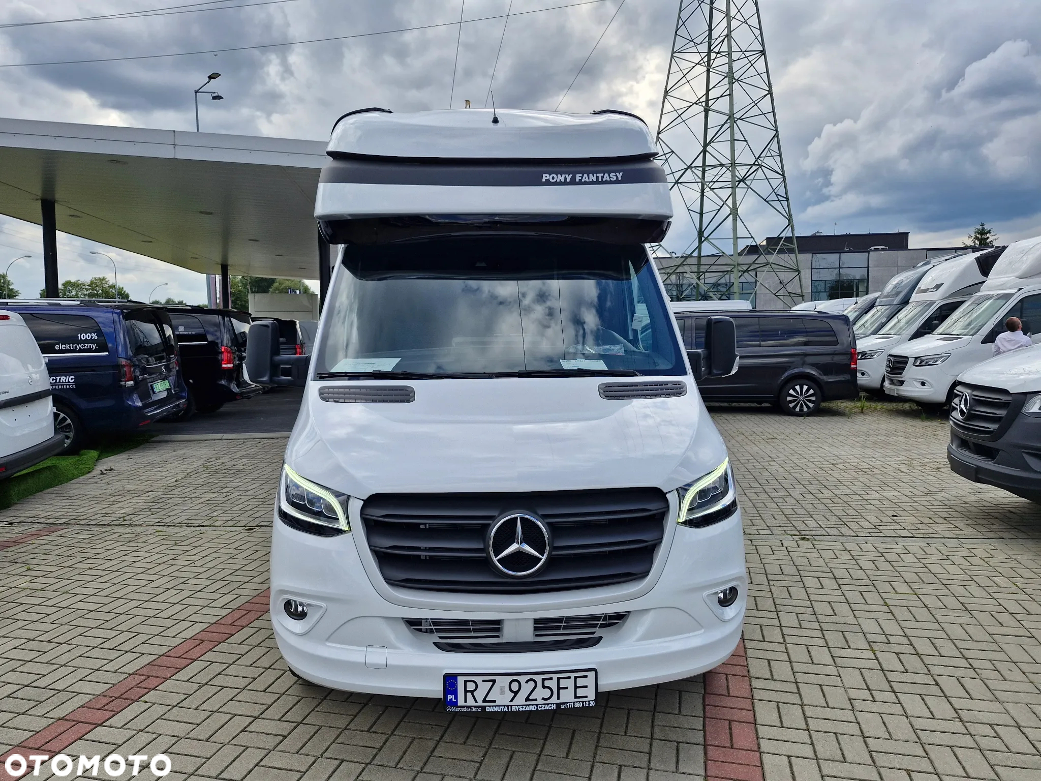 Mercedes-Benz Sprinter - 2