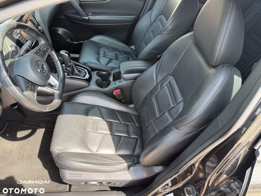 Nissan Qashqai 1.2 DIG-T Xtronic TEKNA+ - 30