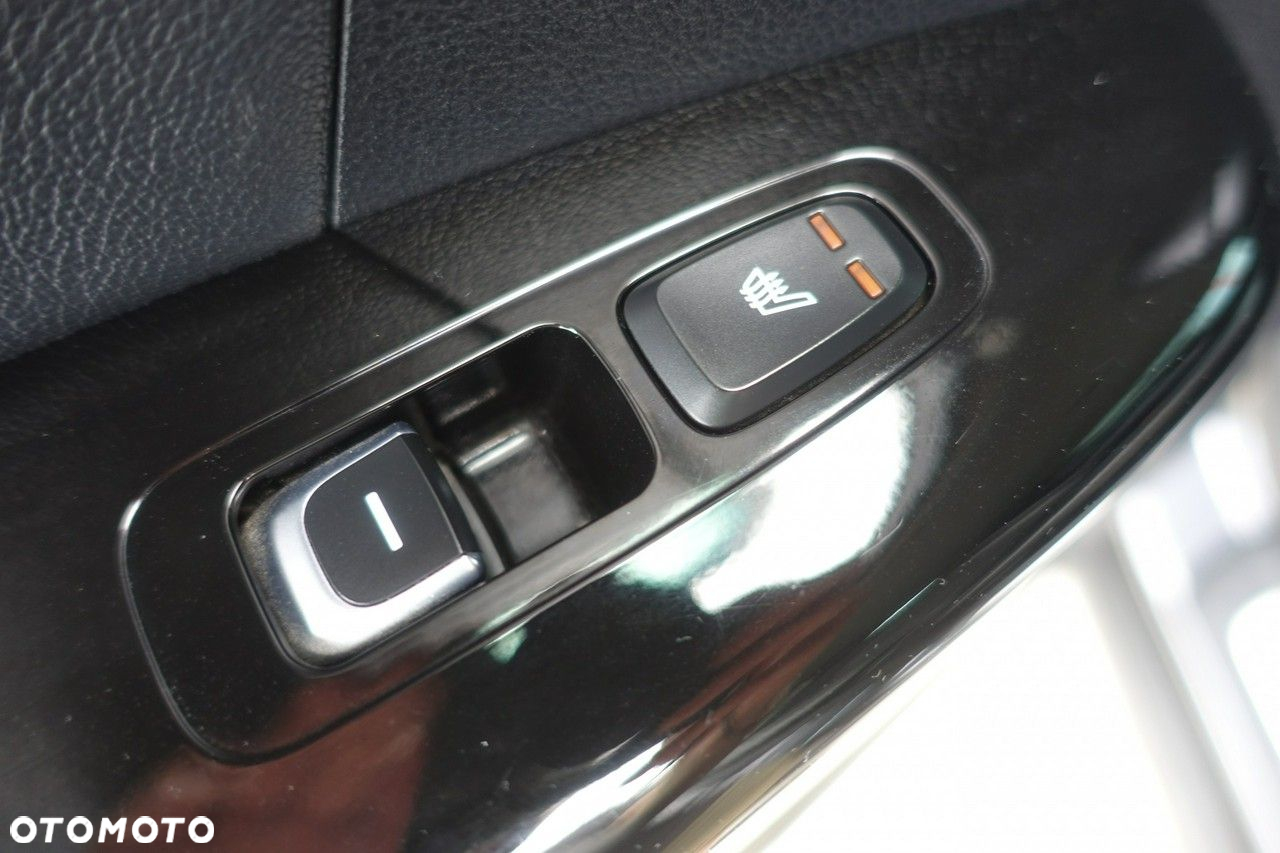 Kia Sportage 1.6 GDI L 2WD - 28