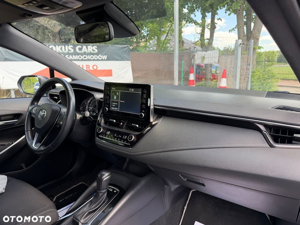Toyota Corolla 1.8 Hybrid Comfort - 34