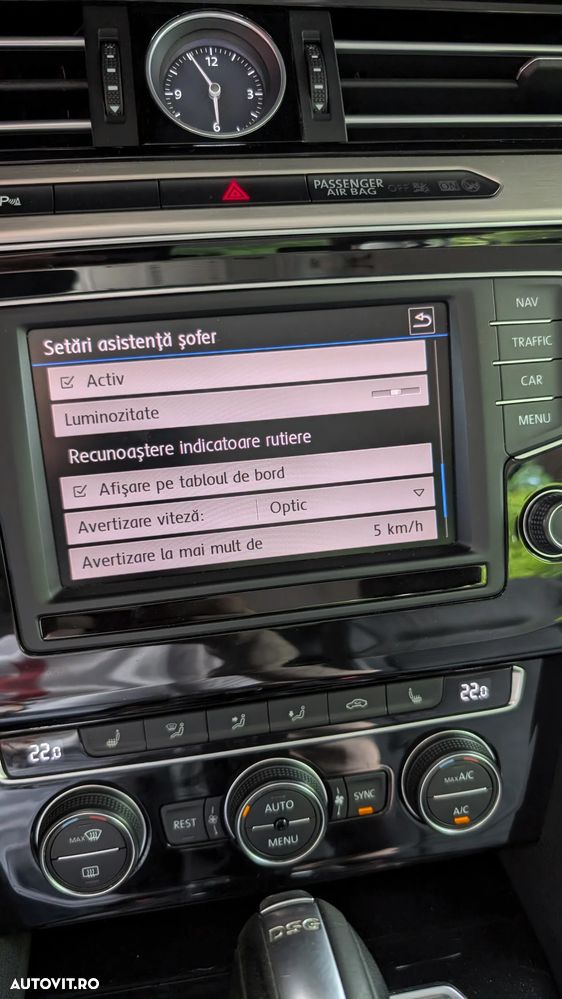 Volkswagen Passat 2.0 TDI DSG Highline - 13