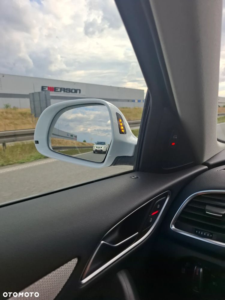 Audi Q3 2.0 TDI Quattro S tronic - 3