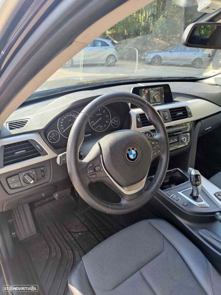 BMW 320 d Advantage Auto - 13
