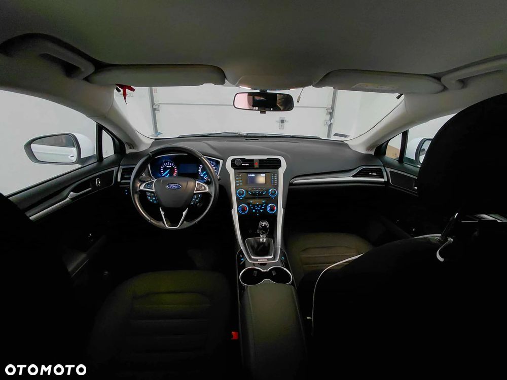 Ford Mondeo 1.5 EcoBoost Trend - 11