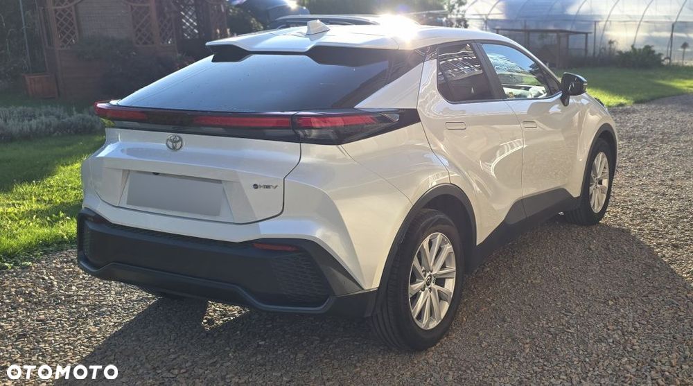Toyota C-HR - 16