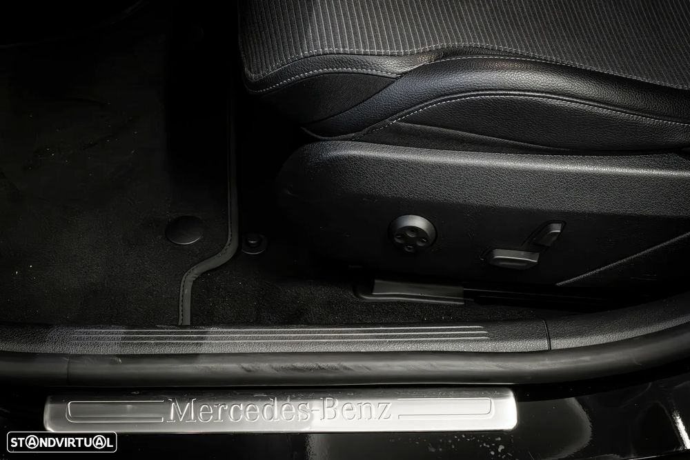 Mercedes-Benz C 200 - 11