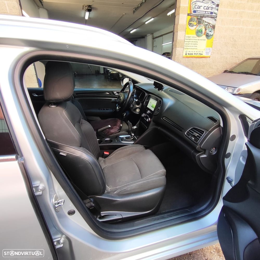 Renault Mégane Sport Tourer ENERGY dCi 110 EDC LIMITED - 11