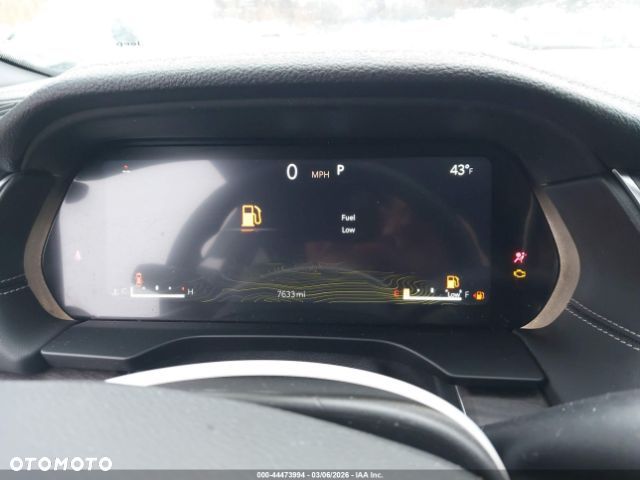 Jeep Grand Cherokee - 11