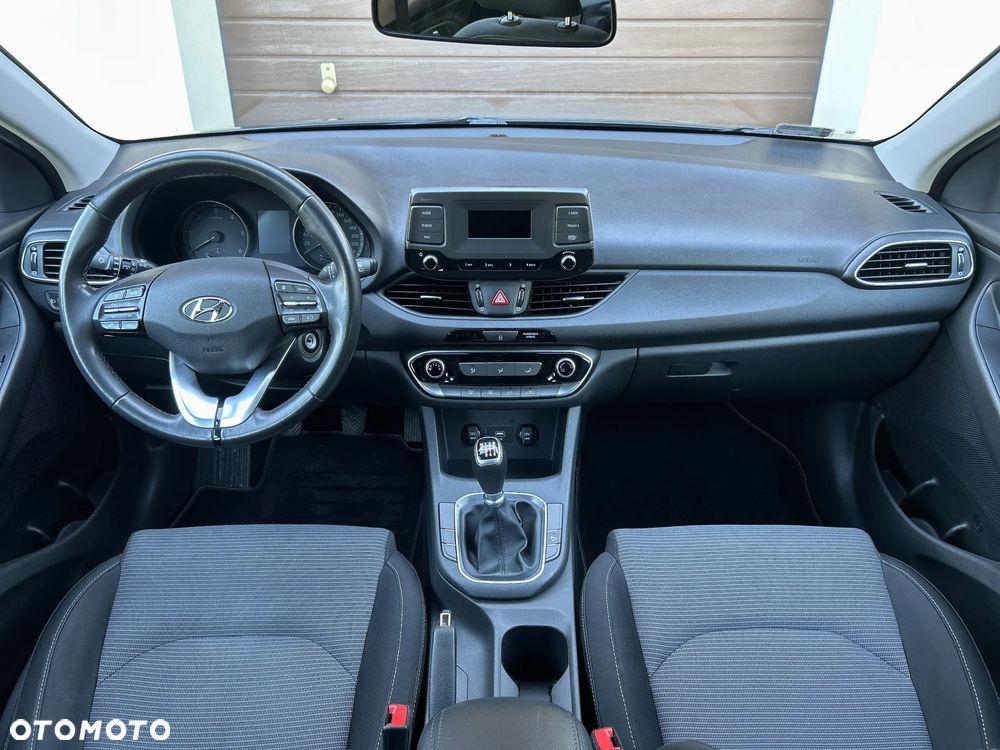 Hyundai i30 1.6 D Comfort - 9