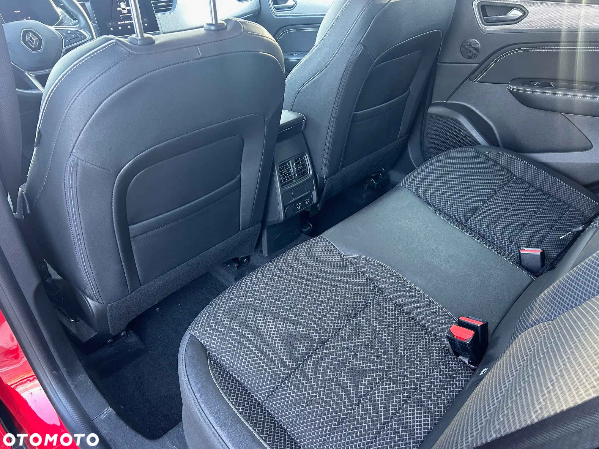 Renault Arkana 1.6 E-Tech Full Hybrid 145 Techno MMT - 17