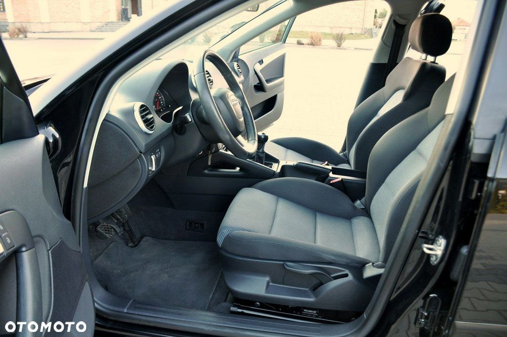 Audi A3 Sportback - 21