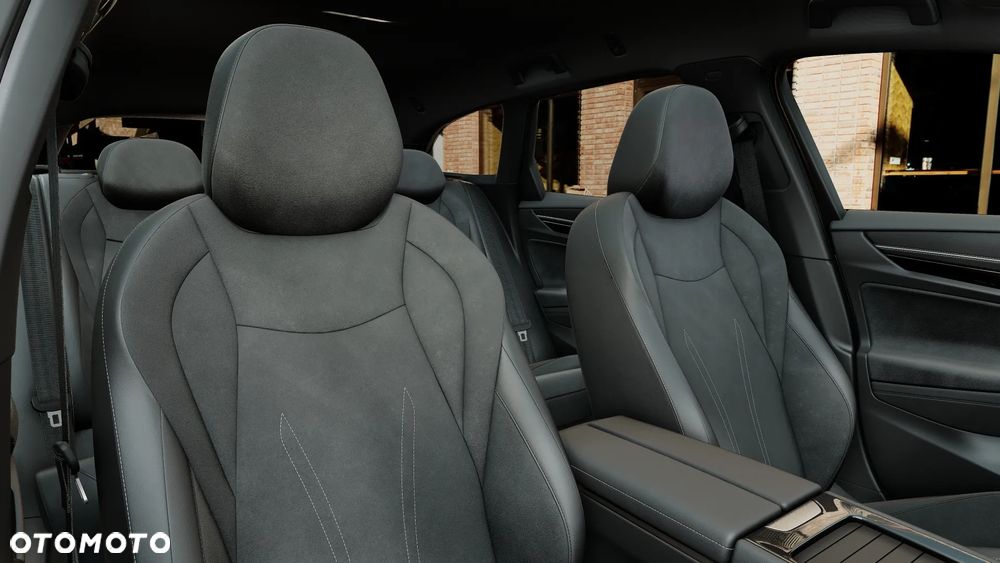 Volkswagen ID.7 77kWh Plus - 14