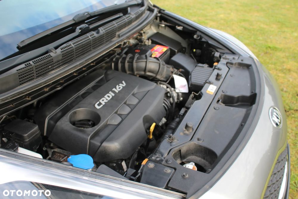 Kia Carens 1.7 CRDi Edition 7 - 27