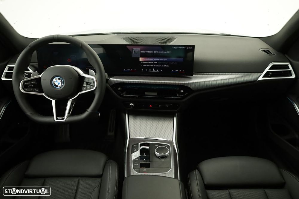 BMW 330 e Edição Desportiva M Auto - 8