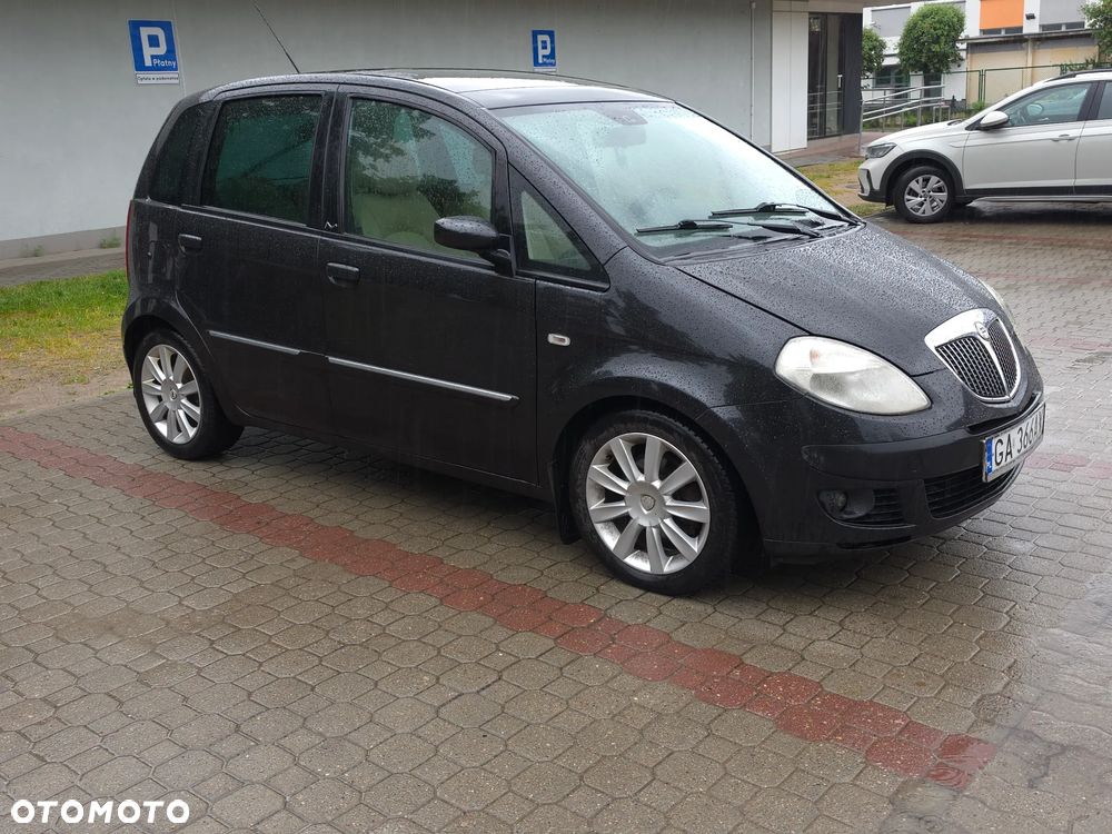Lancia Musa 1.9 MTJ Oro - 4