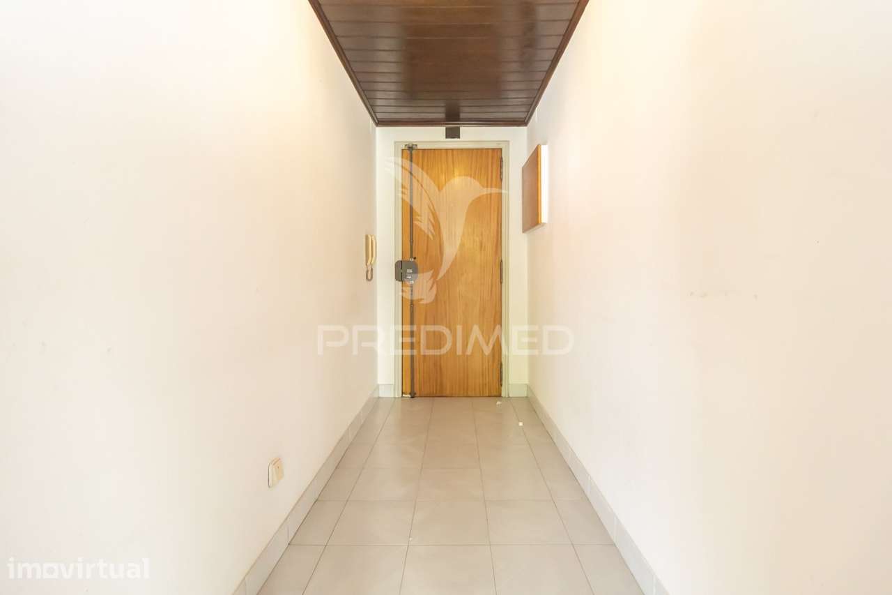 Apartamento T2 com 2 Marquises ,4 Caminhos em Setúbal. - Grande imagem: 3/31