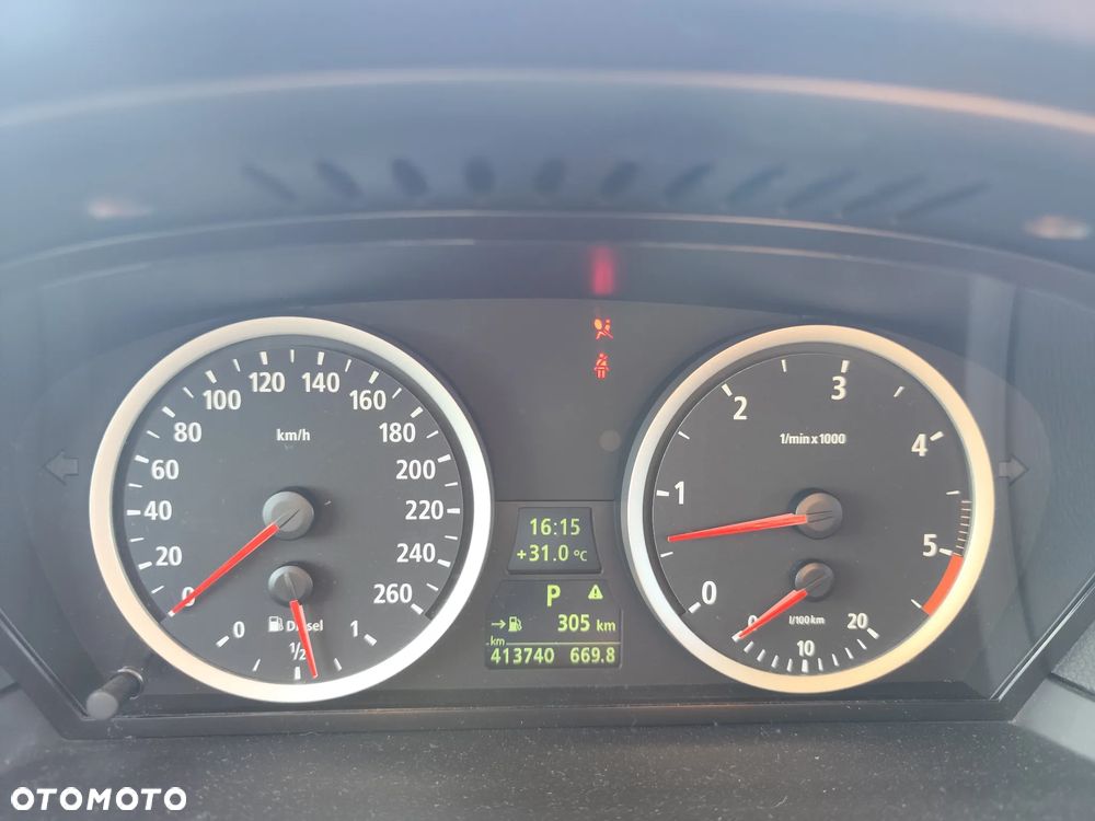 BMW Seria 5 - 11